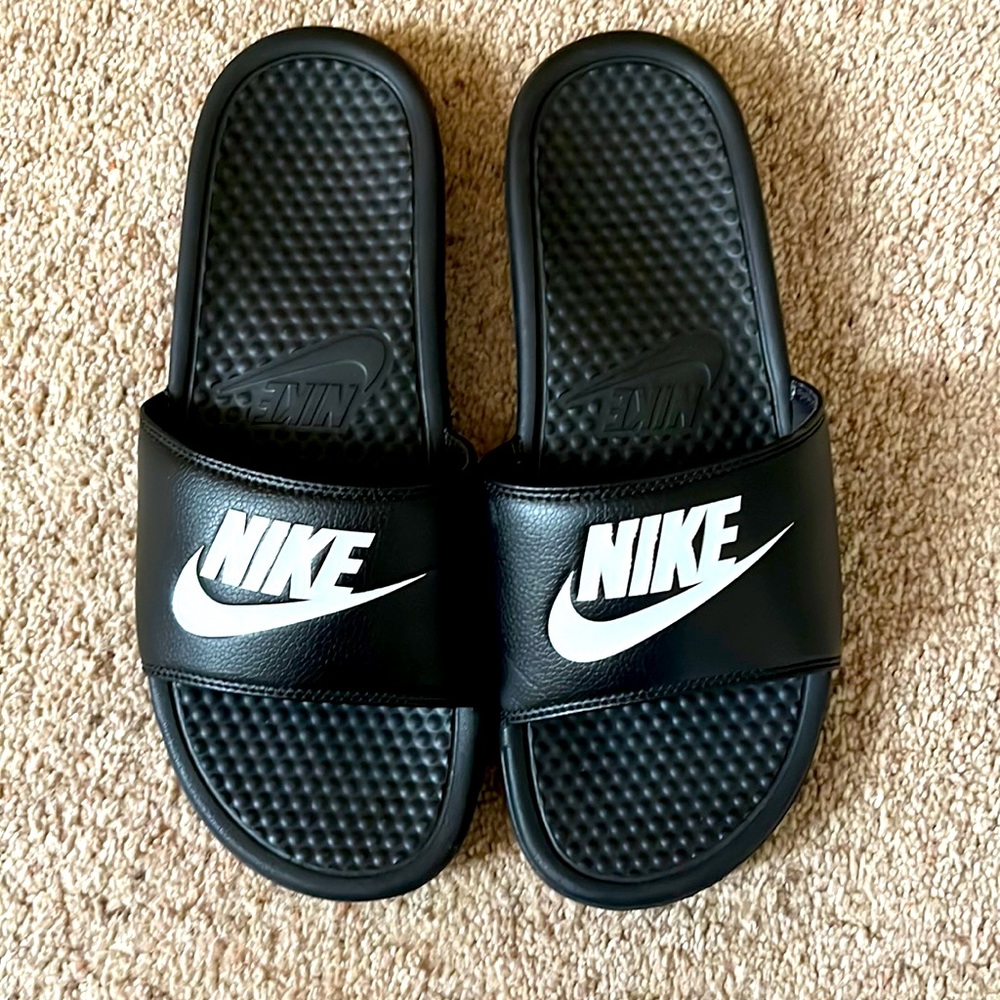Nike Slides Size 10